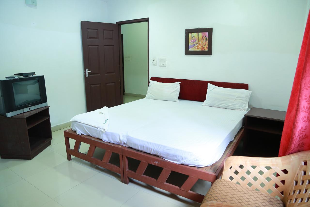 Swades Residency Cheruvalli Bagian luar foto